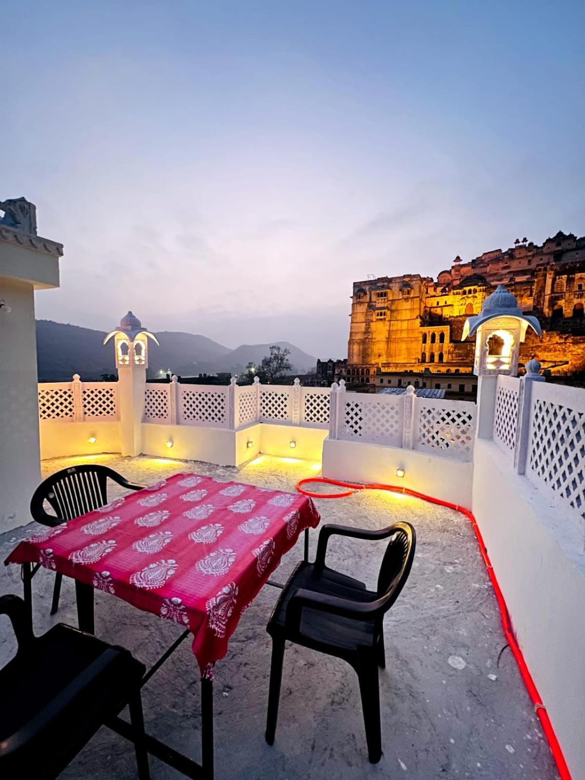 The Palace View Homestay & Restaurant Būndi エクステリア 写真