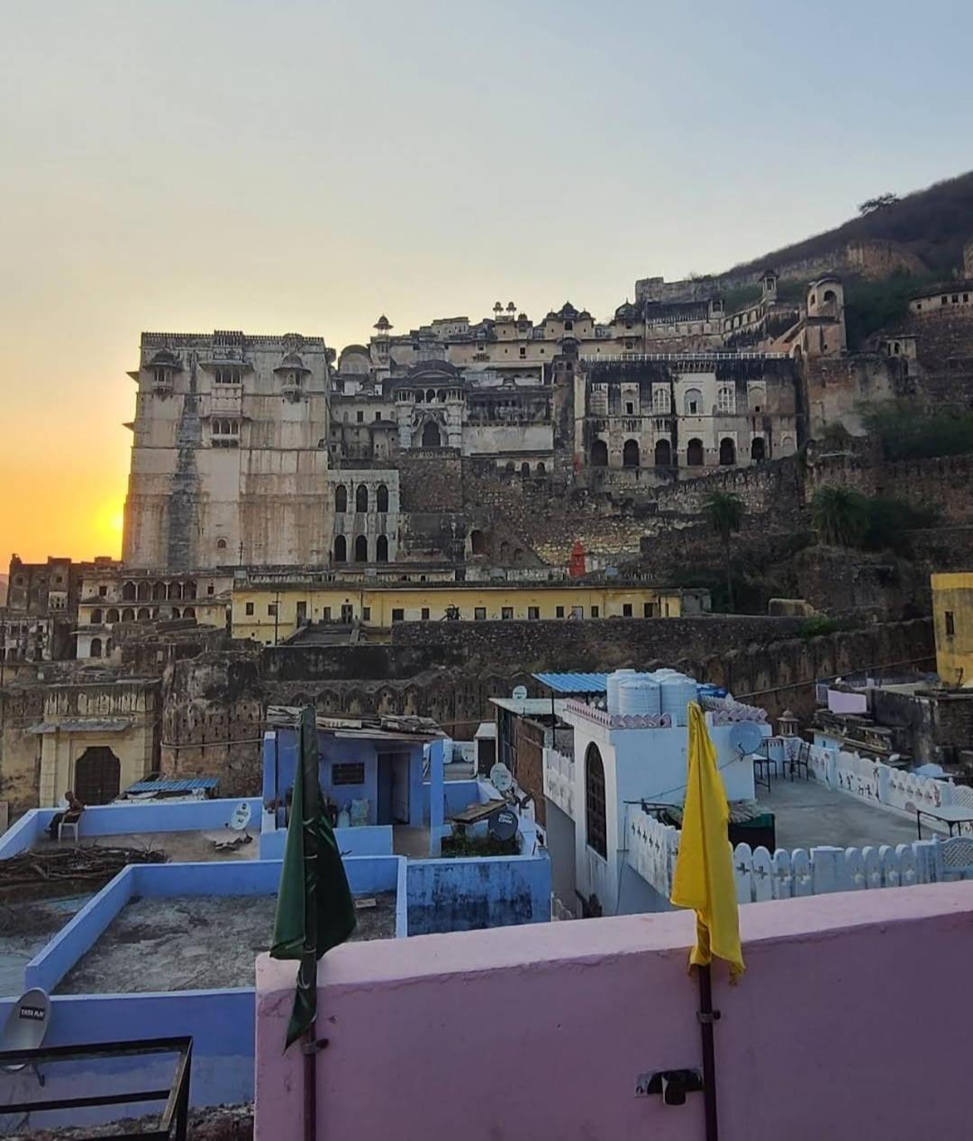 The Palace View Homestay & Restaurant Būndi エクステリア 写真